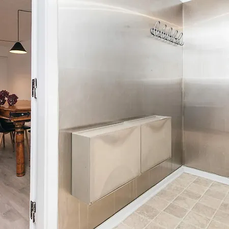 بيت للعطل Charming Retreat In *